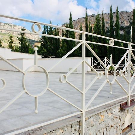 Hotel Al Tempio Della Pace à Carini Extérieur photo