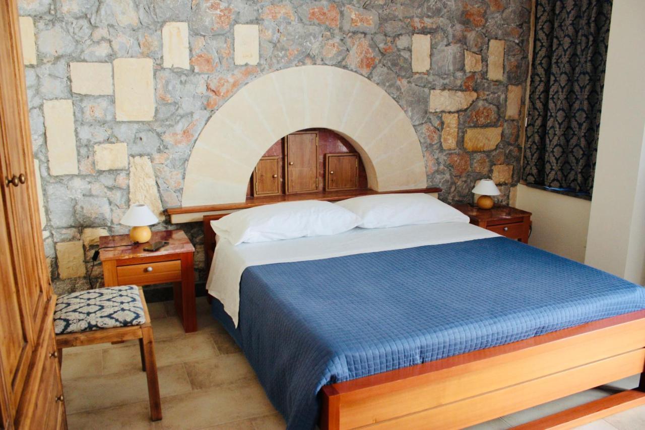 Hotel Al Tempio Della Pace à Carini Extérieur photo