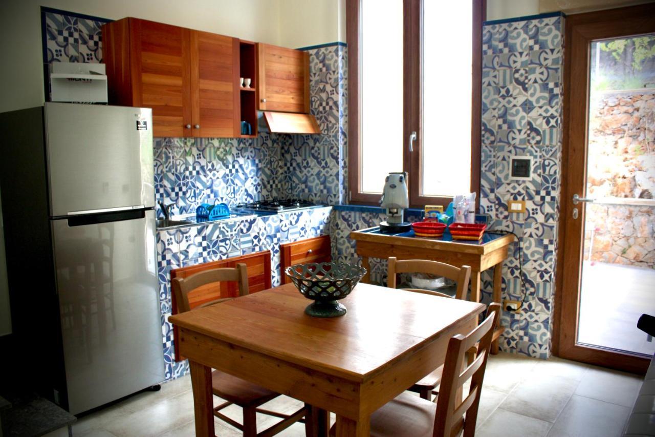 Hotel Al Tempio Della Pace à Carini Extérieur photo