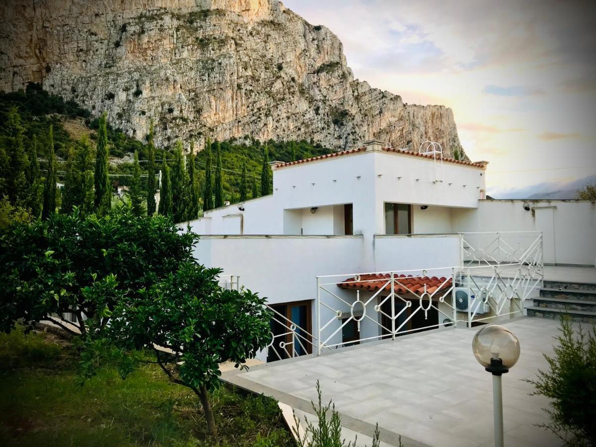 Hotel Al Tempio Della Pace à Carini Extérieur photo