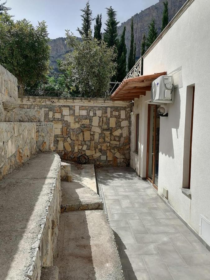 Hotel Al Tempio Della Pace à Carini Extérieur photo