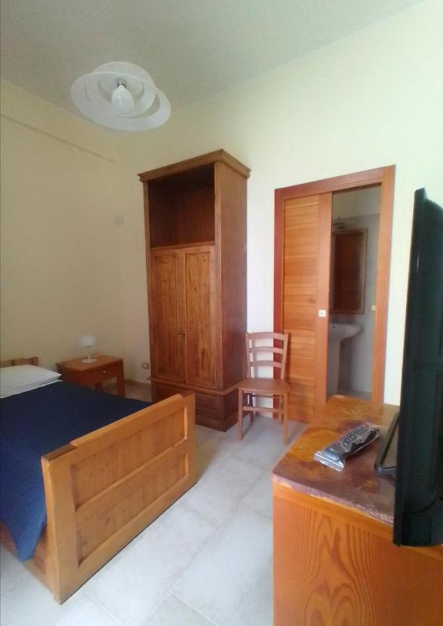 Hotel Al Tempio Della Pace à Carini Extérieur photo